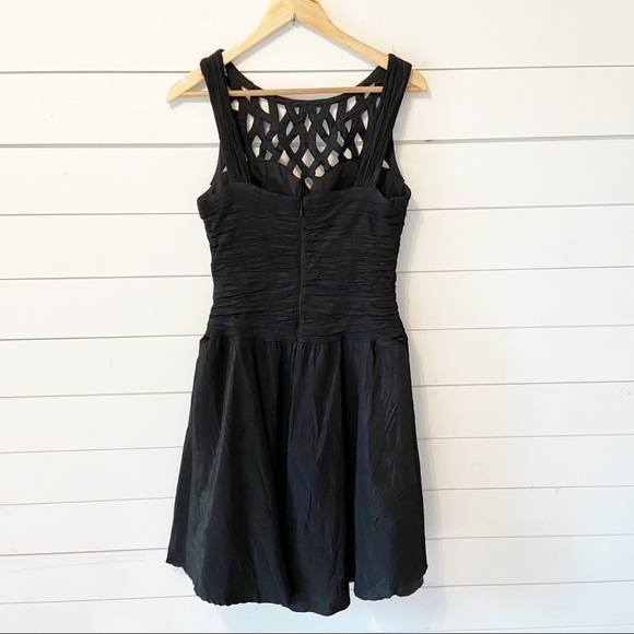 Ignite Evenings | Black Midi Length Embellished Sweetheart Formal Dress Size 10 - Picture 2 of 16